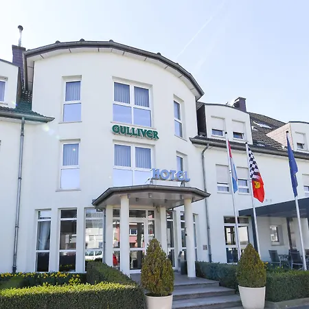 Hotel-restaurant Gulliver ホテル 3*