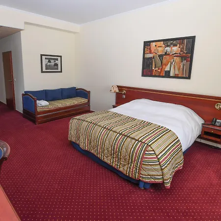 Hotel-restaurant Gulliver 3* بشاراغي