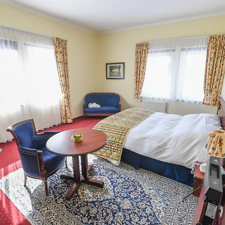 Hotel-restaurant Gulliver فندق 3*