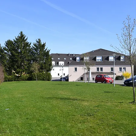 Hotel-restaurant Gulliver 3* バシャラージュ