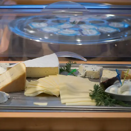 Hotel-restaurant Gulliver بشاراغي