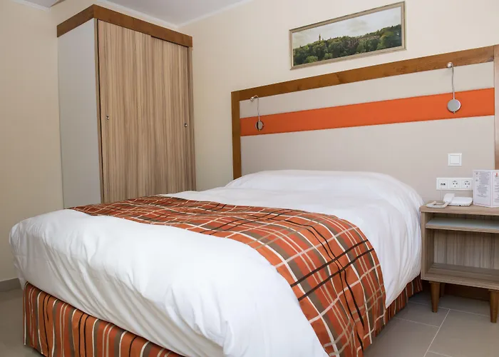 ホテル Hotel-restaurant Gulliver バシャラージュ