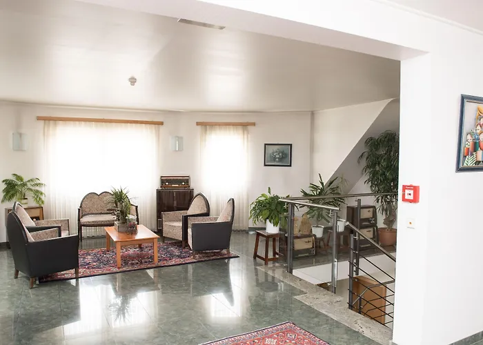 ホテル Hotel-restaurant Gulliver バシャラージュ