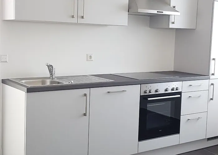 Hotel-restaurant Gulliver 3* バシャラージュ